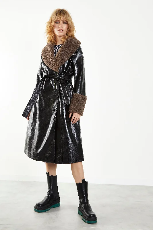 Black Belted Coat with Faux Fur