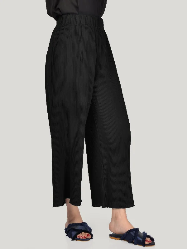 Pleated Wide-Leg Pants