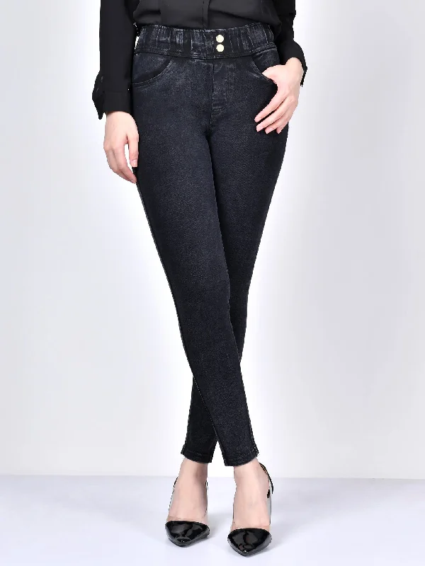 Buttoned Jeans-Black