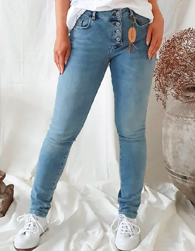 Perfect Casual Boyfit Jean Light Blue