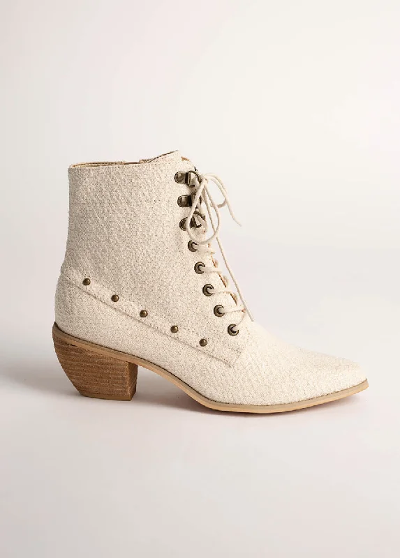 Virginia Boot in Ivory Lace