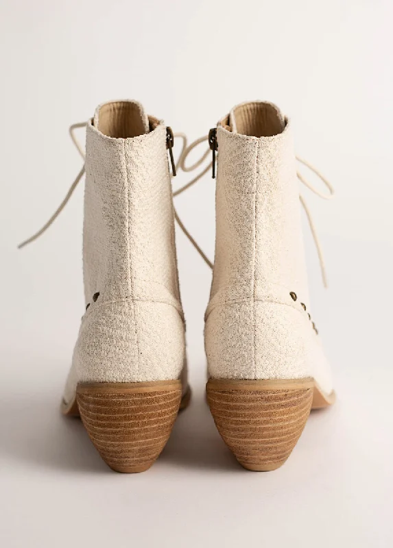 Virginia Boot in Ivory Lace