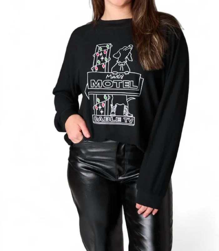 Corey Graphic Sweatshirt - Maxs Motel In Black