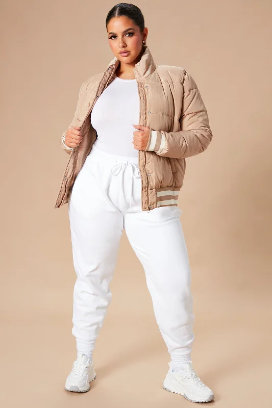 Mrs. Jackson Puffer Jacket - Tan