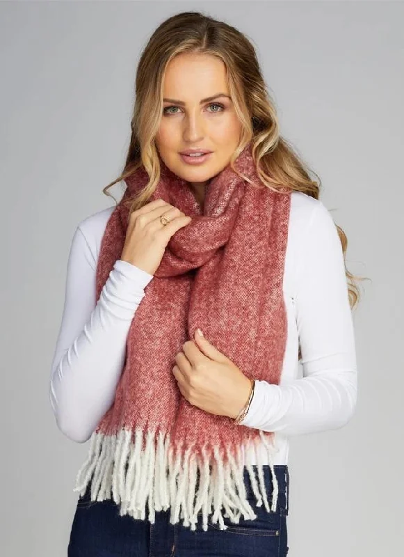 C'EST MOI BLANKET SCARF RED